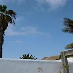 Schoen Eingerichtetes - La Yazmina By Interhome Уга