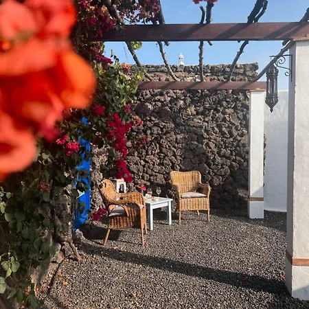 Holiday home Schoen Eingerichtetes - La Yazmina By Interhome *