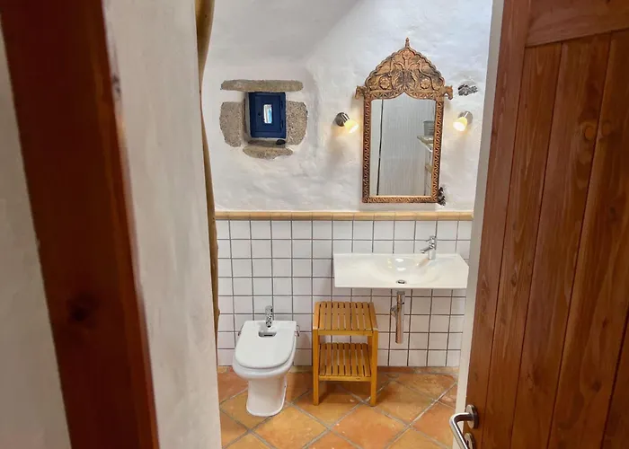 Holiday home Schoen Eingerichtetes - La Yazmina By Interhome Uga